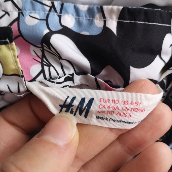 Disney h&m wind breaker - Picture 6 of 6